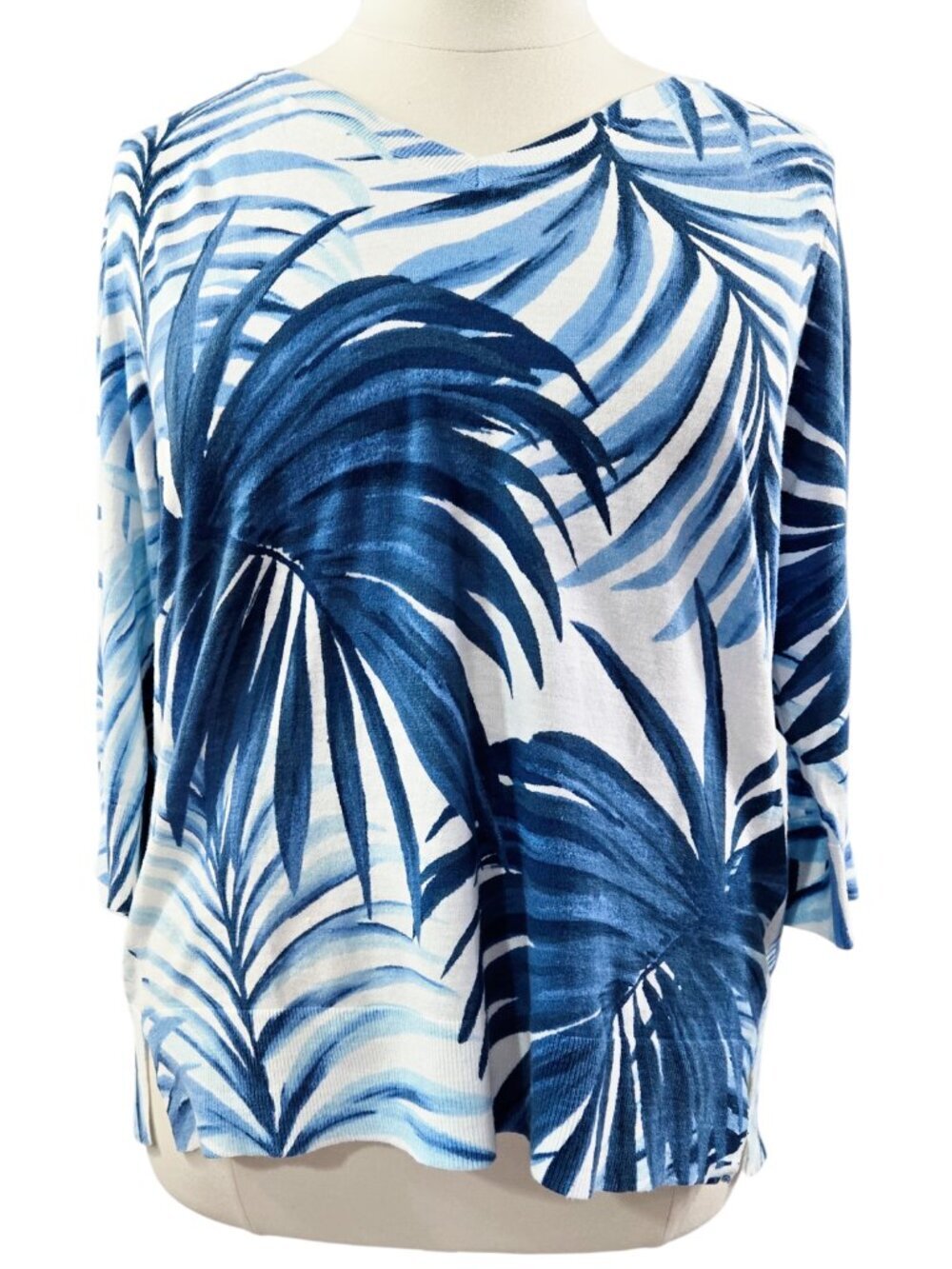 Talbots NWT 100% Cotton White Blue Watercolor Palm Leaves V-Neck Sweater Beachy